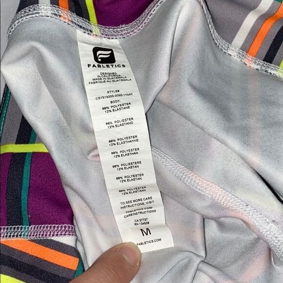 Fabletics Mid-Rise Powerhold® Crop Pant Leggings M - Picture 10 of 10